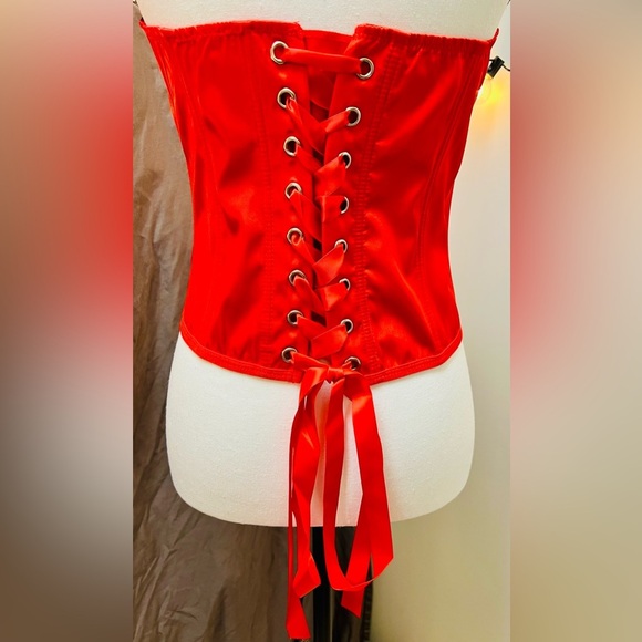 NWT MED Fiery Red Satin Corset Bustier Lace-Up Back Halloween Costume Devil Top - Picture 6 of 15